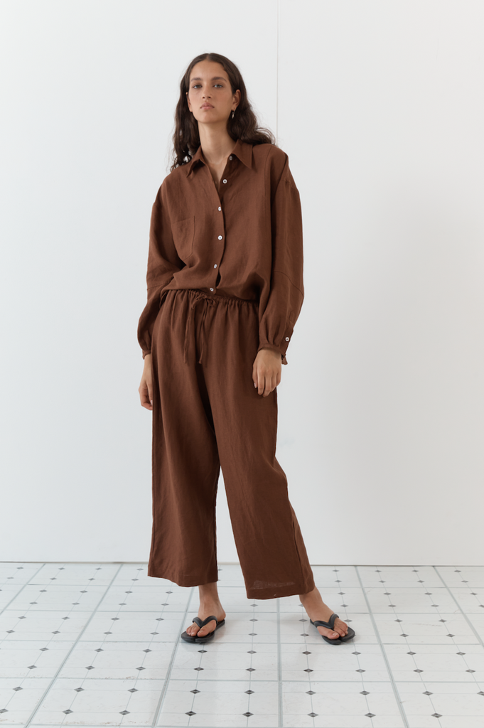 The Seam Set, Brick Linen