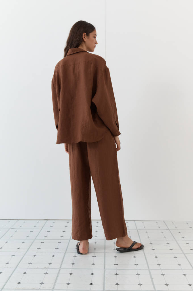 The Seam Set, Brick Linen