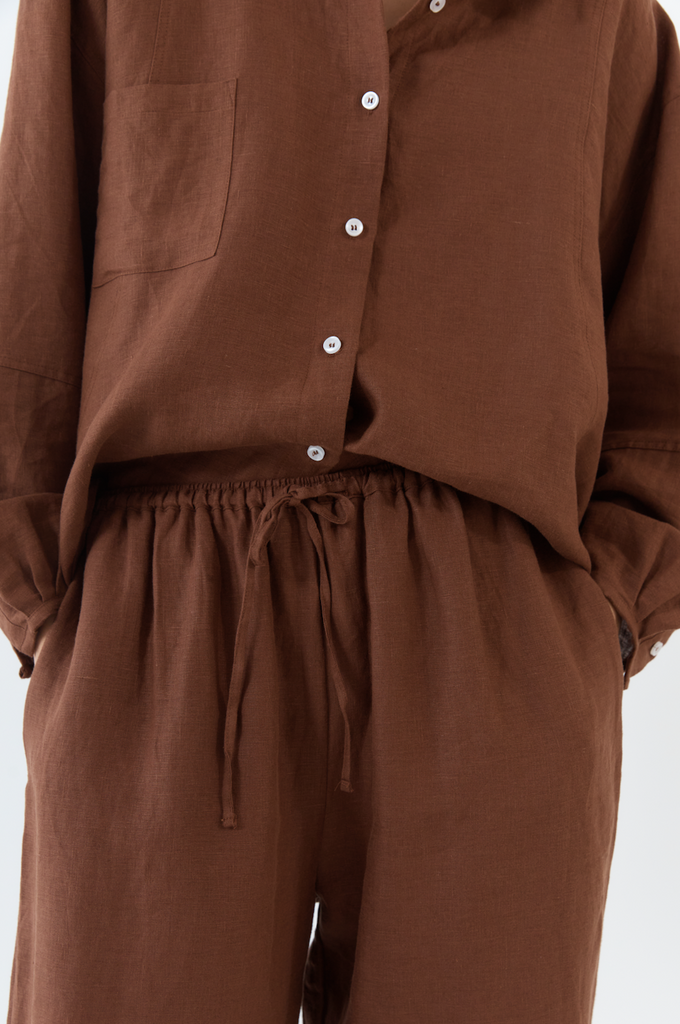 The Seam Set, Brick Linen