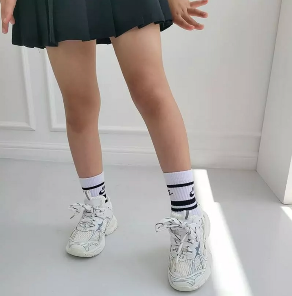 Mia Sneakers, White