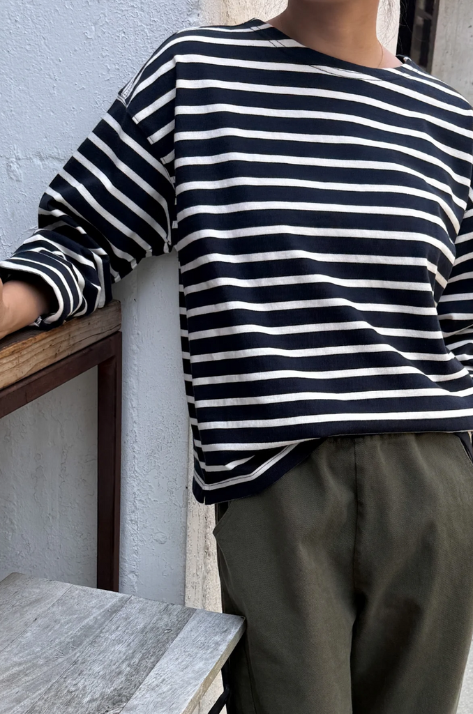Sailor Top, White Stripe on Navy