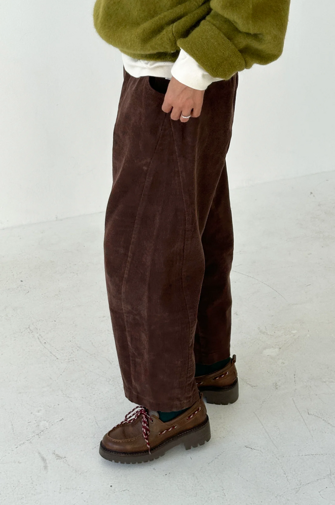 Corduroy Arc Pants, Chocolate
