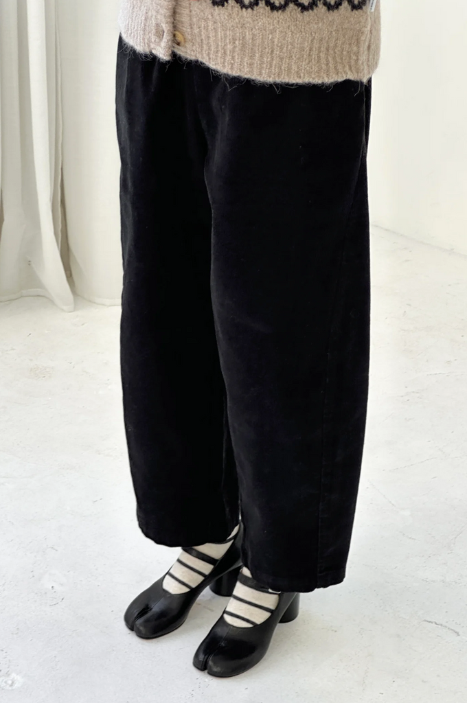Corduroy Arc Pants, Black