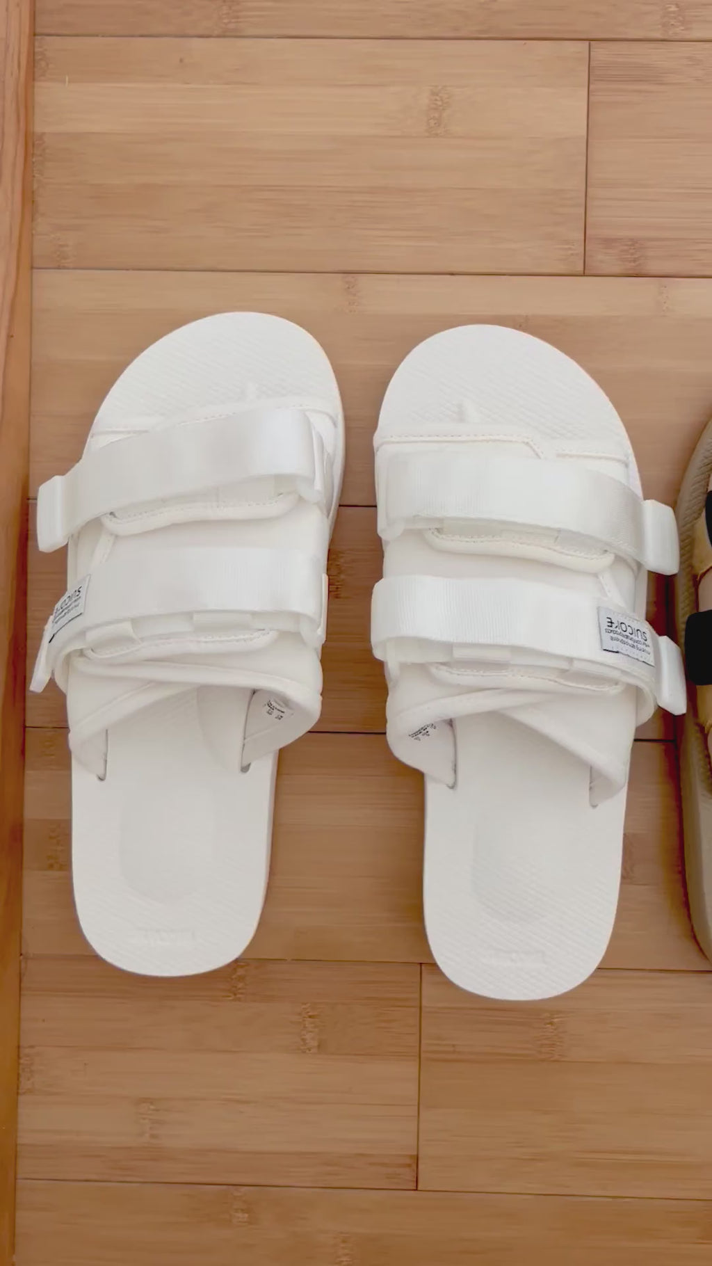 MOTO-Cab in White  Official SUICOKE US & CANADA Webstore