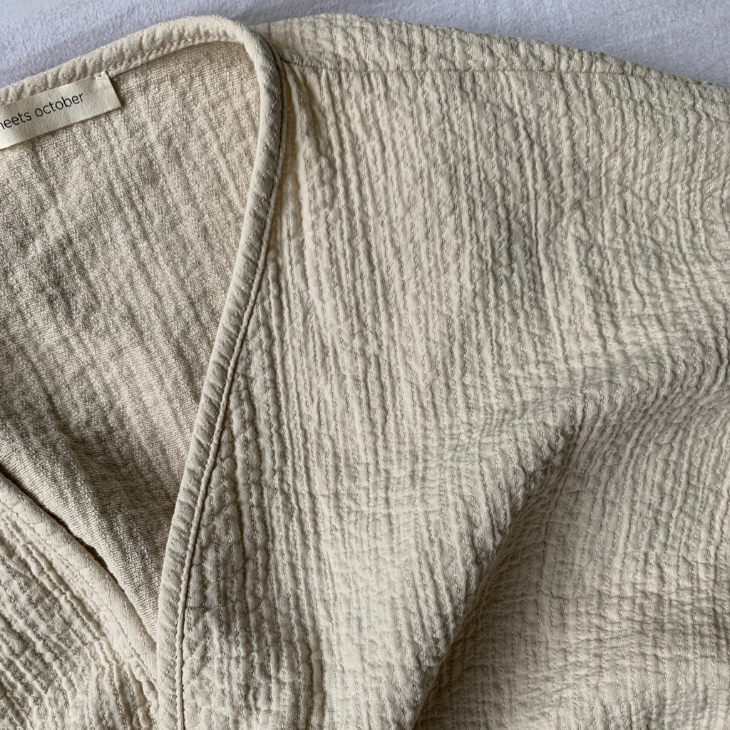 November Robe, Oat