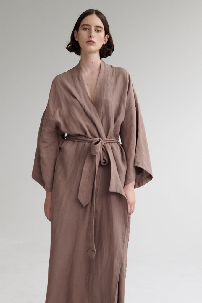 The 02 Robe, Clove Linen