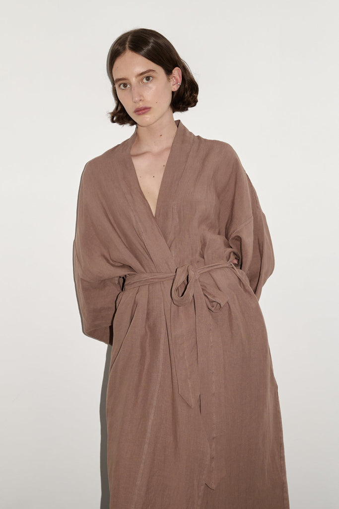 The 02 Robe, Clove Linen