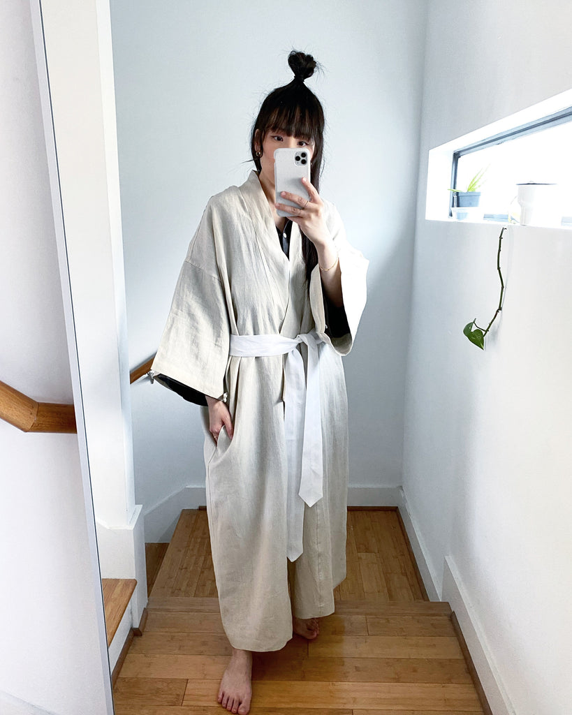 The 02 Robe, Clove Linen