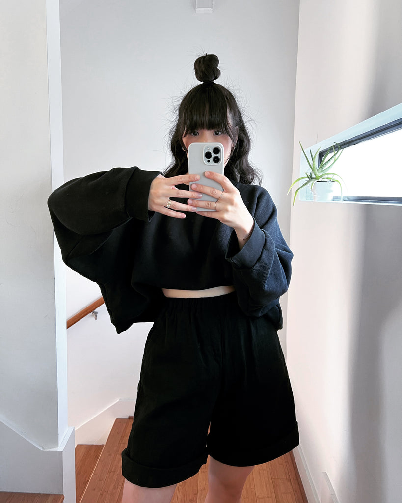 Elle Short, Black